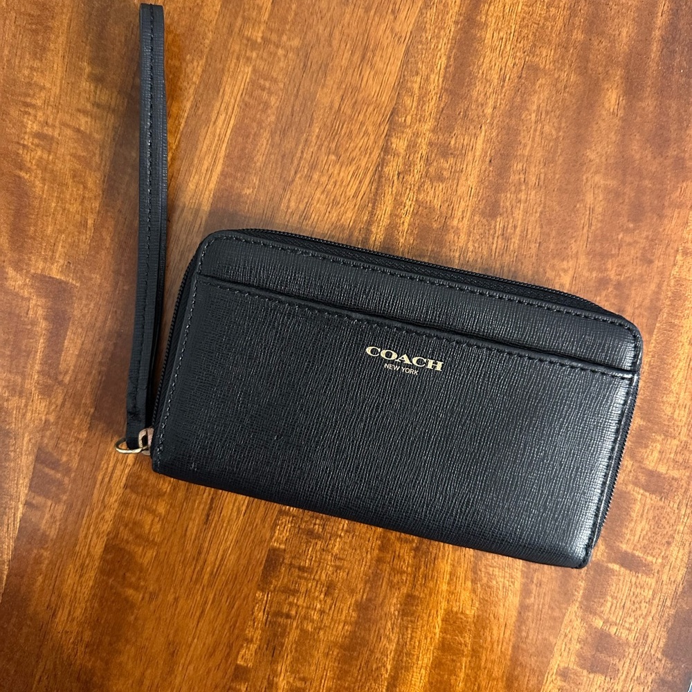 Coach Elegant Black Wristlet